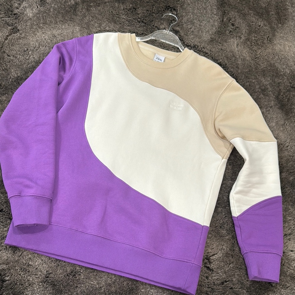 Zara men’s Colorblock Purple and Cream Sweater